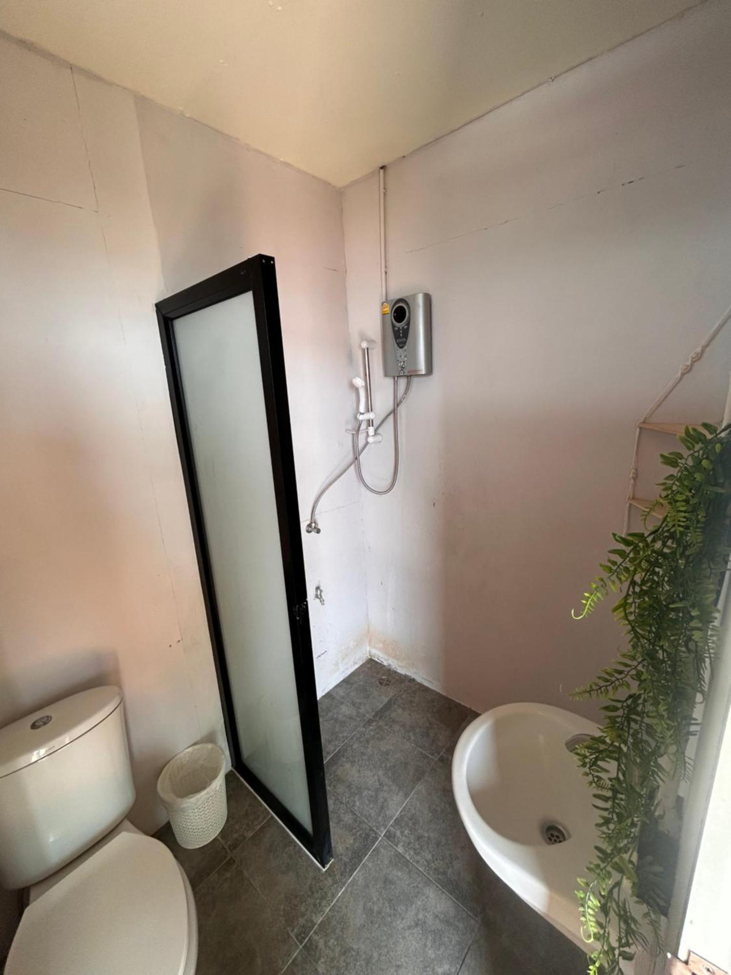 Tchin Tchin Guesthouse 코창 외부 사진